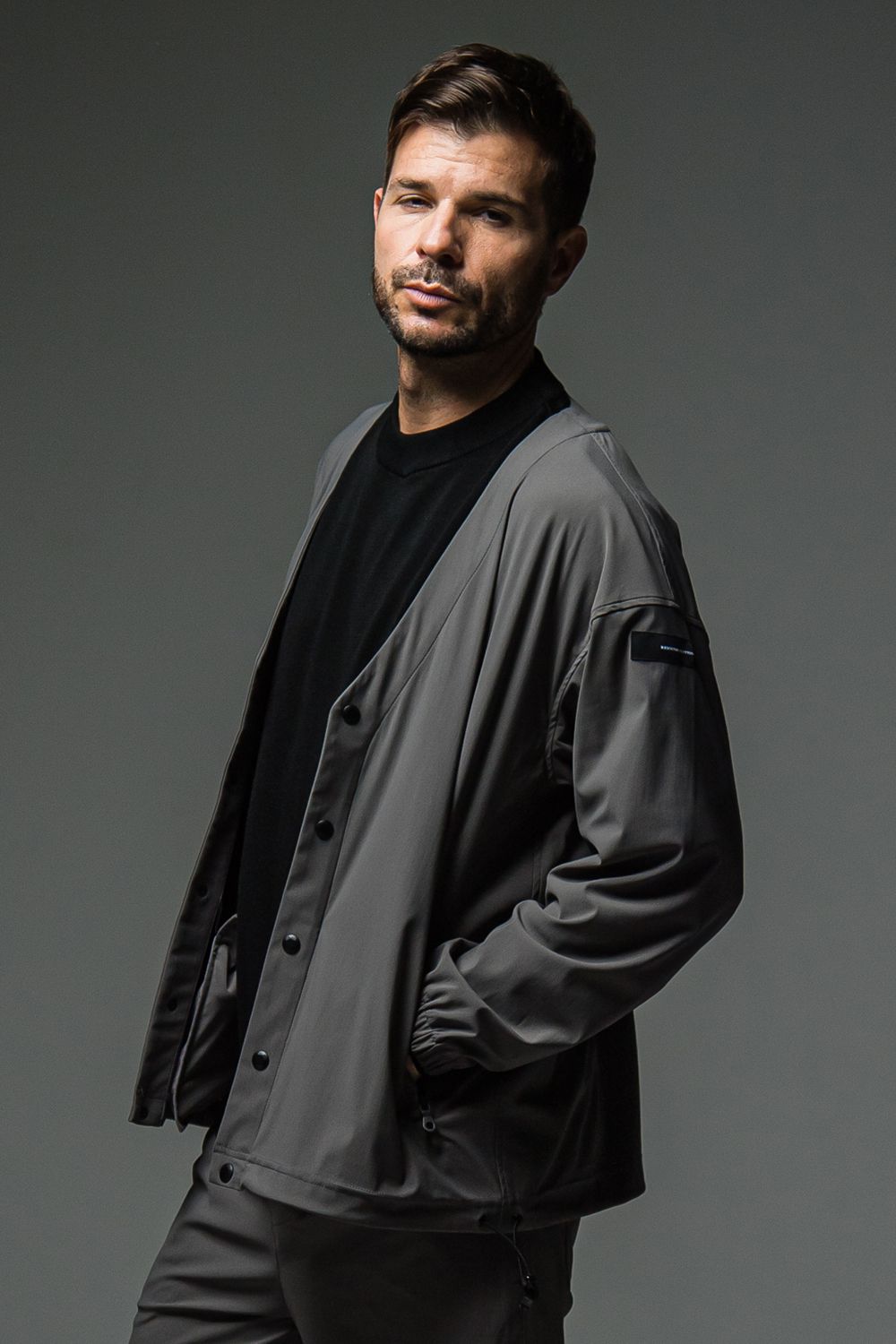 NYLON TECH CARDIGAN / 高機能ナイロンマイクロファイバー カーディガン グレー