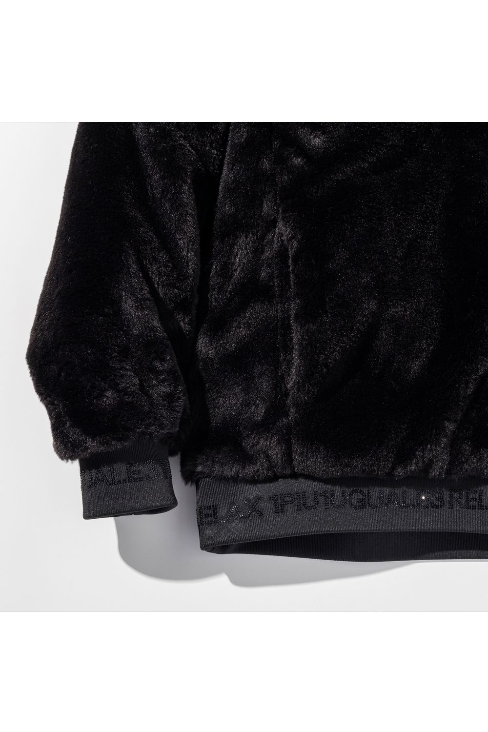 FUR BLOUSON WITH LOGO ON THE HEM / リブ フーデッドファーブルゾン (ブラック) (9月上旬入荷予定)