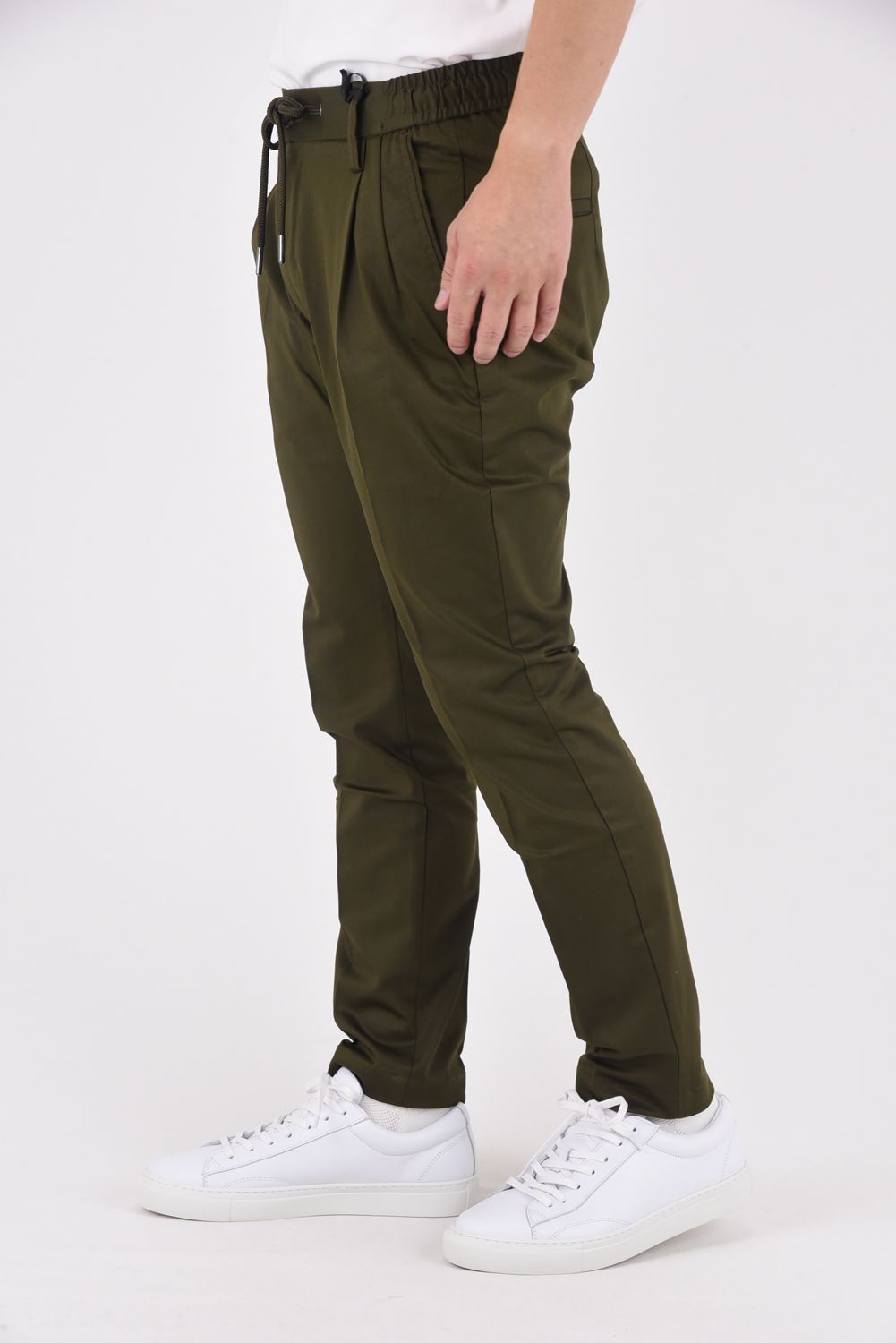 【25AW】 BRIGHT STRETCH JACKET & SLACKS / 微光沢素材 ストレッチジャケット&スラックスセットアップ (カーキ)