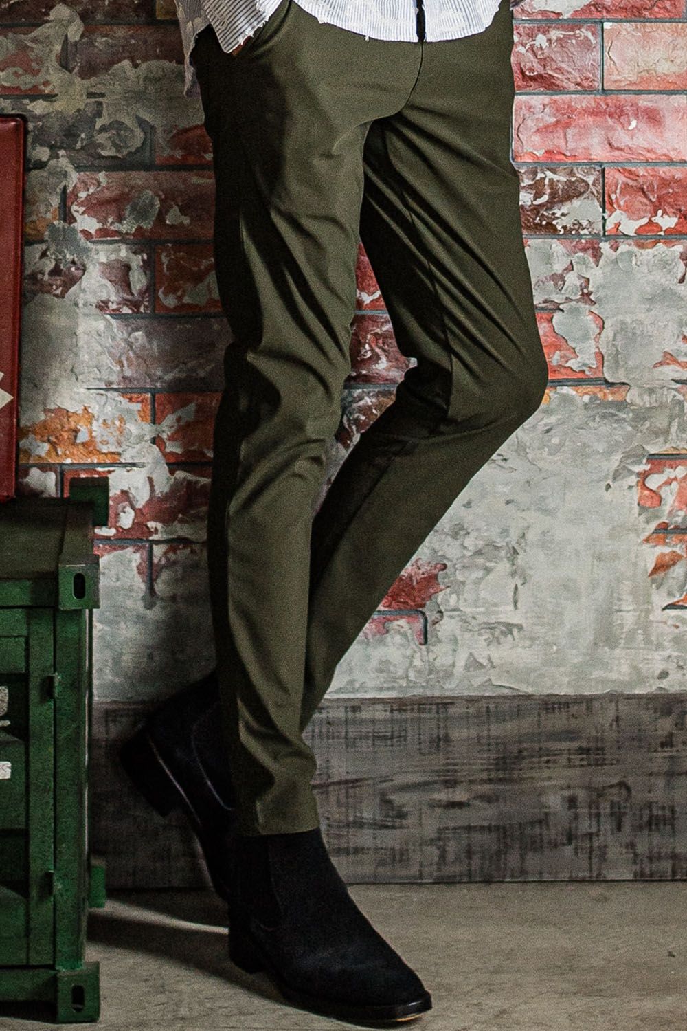 CHRIS EASY PANTS / 【定番】 高機能ナイロン マイクロファイバー スラックス イージーパンツ ナイロンカーキ