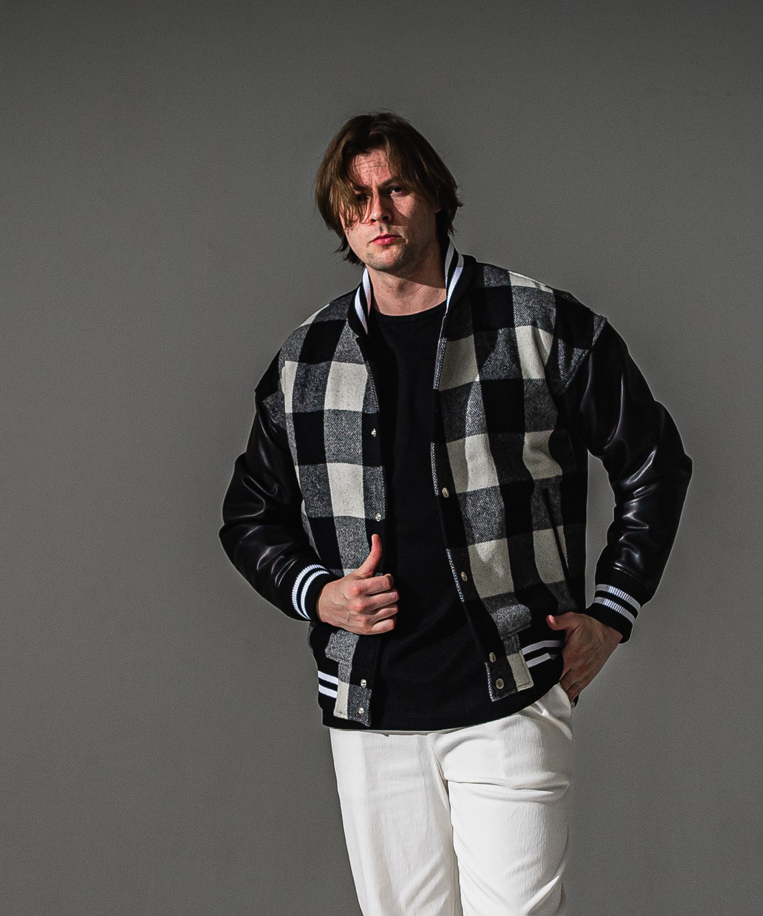 Varsity jacket / ブロックチェック エコレザースリーブ スタジャン (ブラック/ホワイト) (10月末入荷予定) ※オーダー締切:5月23日(土)17時