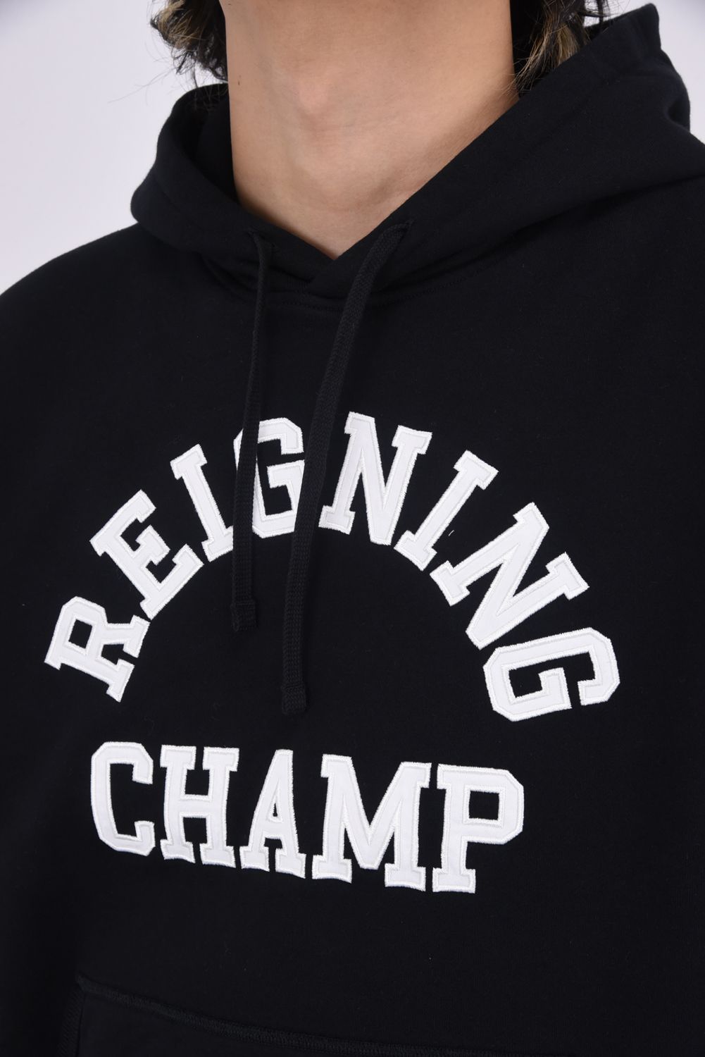 【国内正規品】【STANDARD FIT】 MIDWEIGHT TERRY ARCH LOGO HOODIE / ミッドウェイト アーチロゴ プルオーバーフーディー ブラック