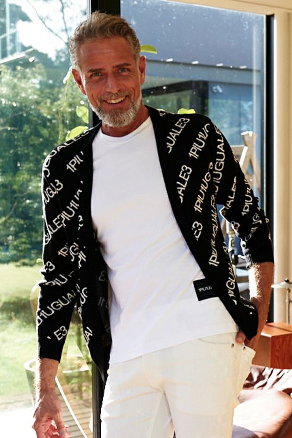 113 BUTTONLESS CARDIGAN / バイアスロゴ ボタンレス カーディガン ブラック