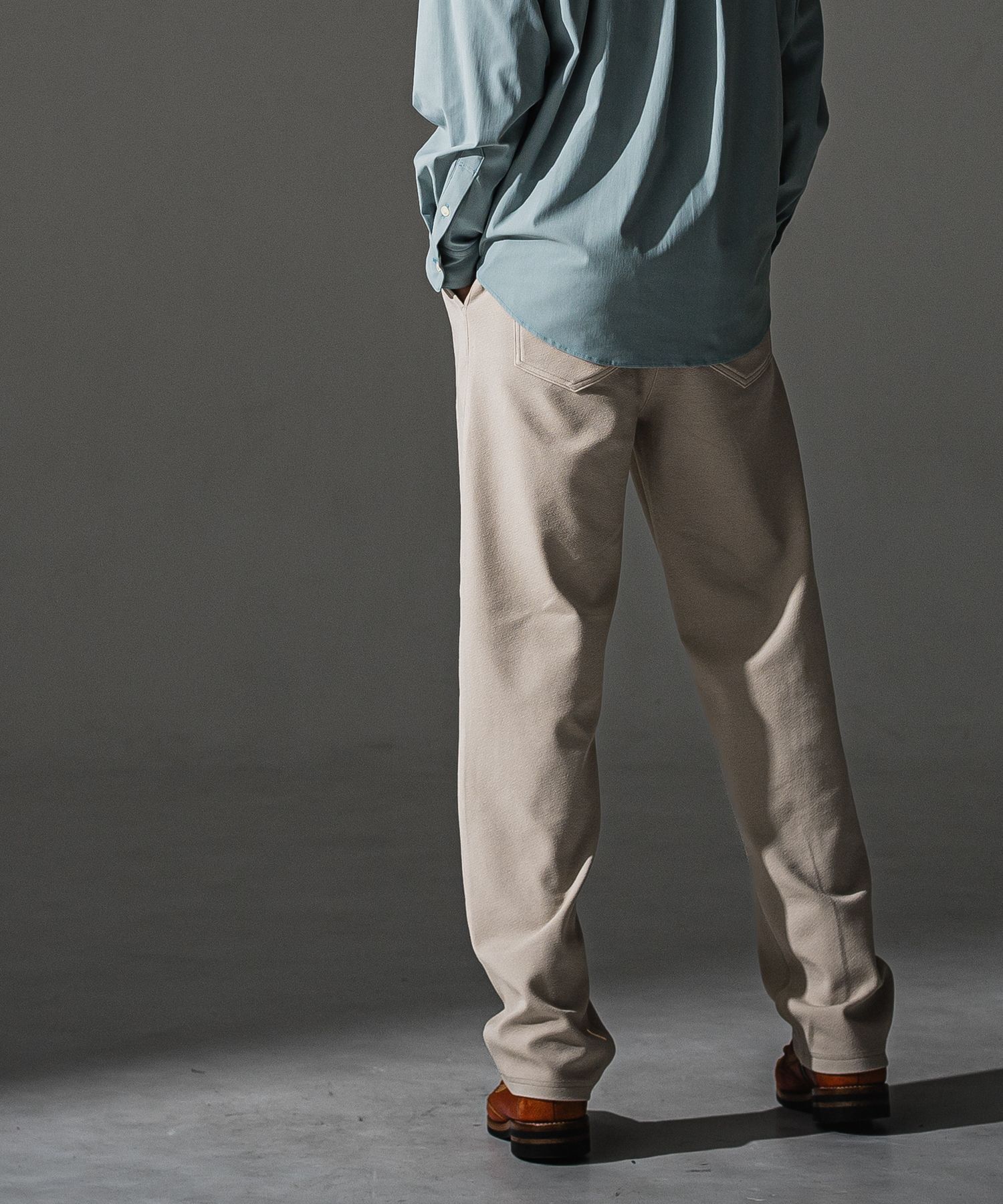 CHRIS EASY WIDE TUCK PANTS / ブリスターニット ワンタック イージーパンツ (ベージュ)（7月下旬入荷予定）※オーダー締切:5月23日(土)17時
