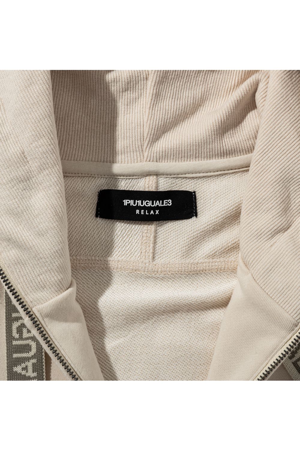 【26SS】 HOOD EMBOSSED LOGO HOODIE / エンボスロゴ ジップパーカー (ベージュ) (2月上旬入荷予定)