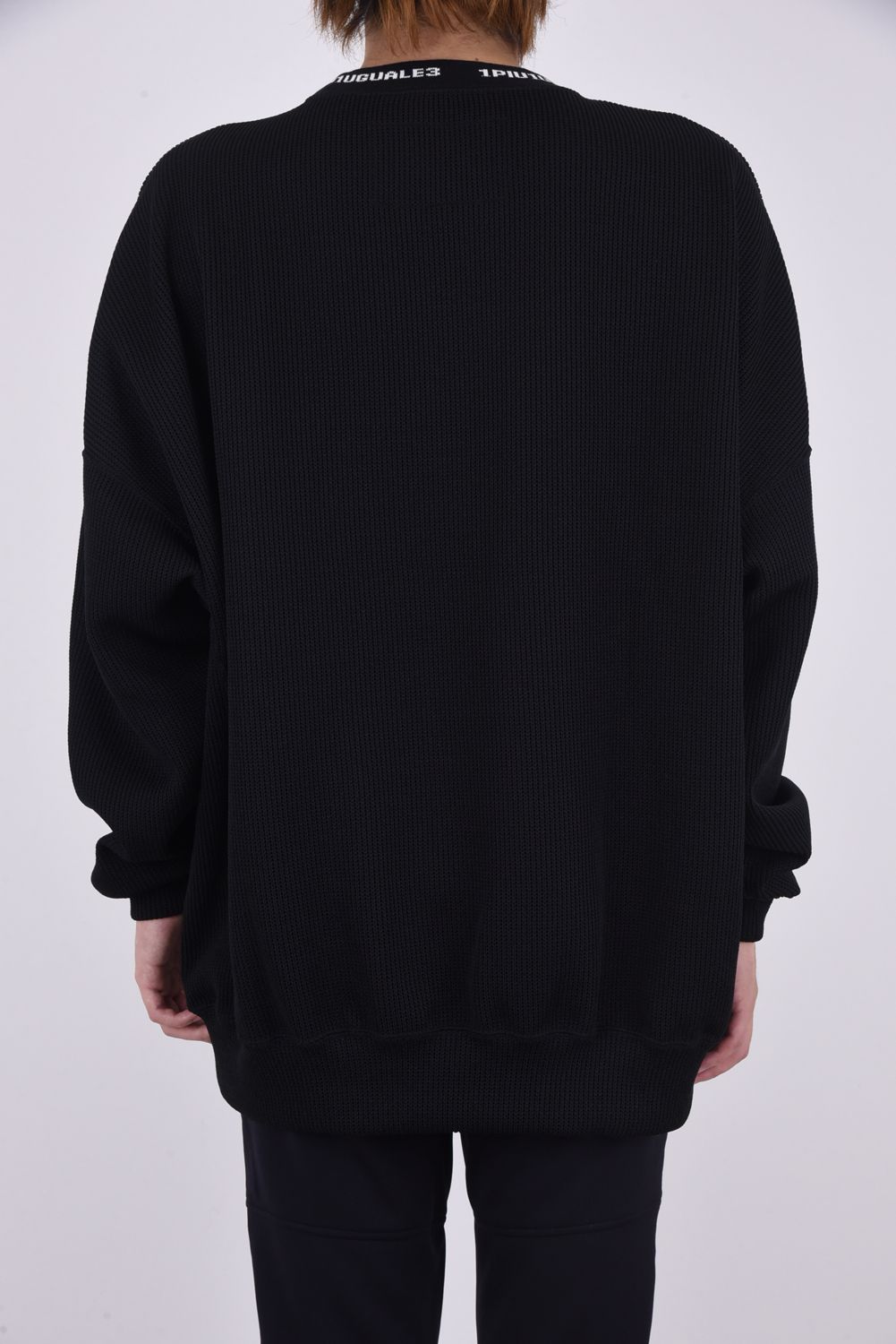 《1PIU1UGUALE3 SPORT》 113 SPORT KNIT BIG CREW / 113ロゴ ジャガード編み ニット クルーネック ブラック