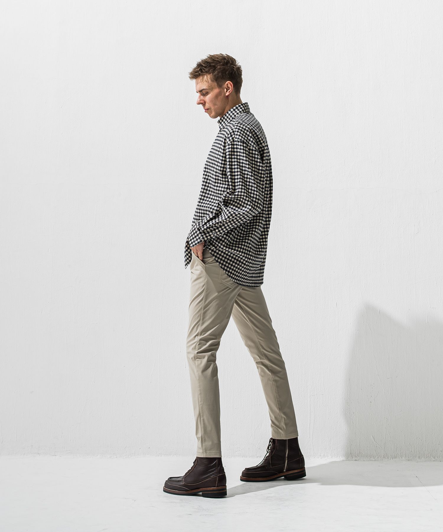 CHRIS EASY HEAT TUCK PANTS / 【定番商品】 ナイロンストレッチ 裏起毛 スラックスイージータックパンツ (グレージュ) (10月下旬入荷予定) ※オーダー締切:9月7日(月)17時