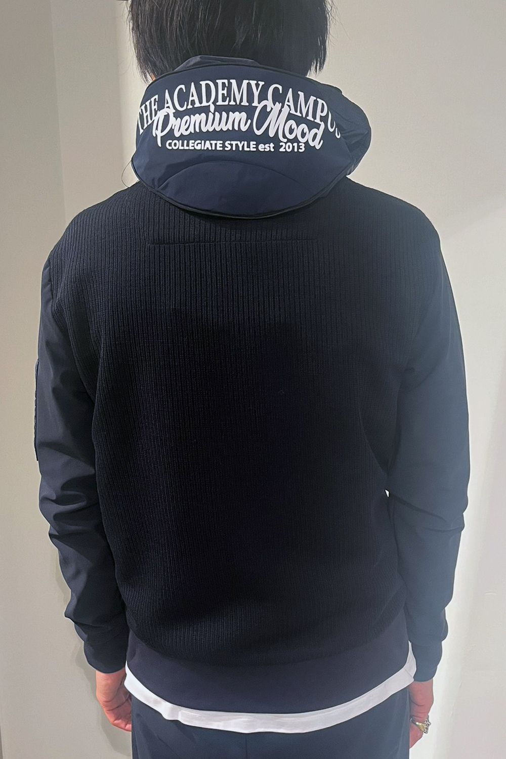 【26AW】 JUAN / ハイブリッド ジップアップパーカー (ブルーネイビー) (9月入荷予定)