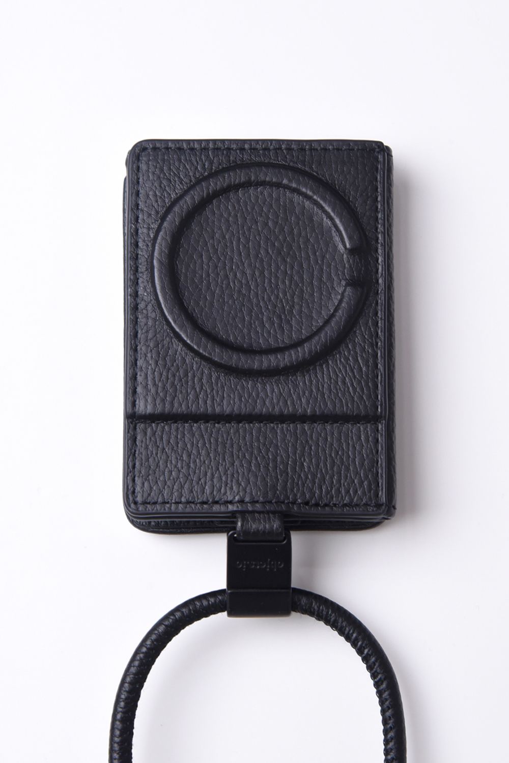 STRAPPED-ACCESSORY-WALLET / ストラップ付き MagSafe対応 ウォレット (ブラック)