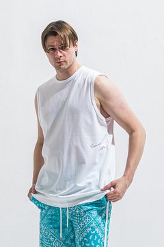 OVER NO SLEEVE / サイドロゴ オーバーサイズ ノースリーブ （ホワイト） (6月上旬入荷予定) ※オーダー締切:2月15日(日)18時