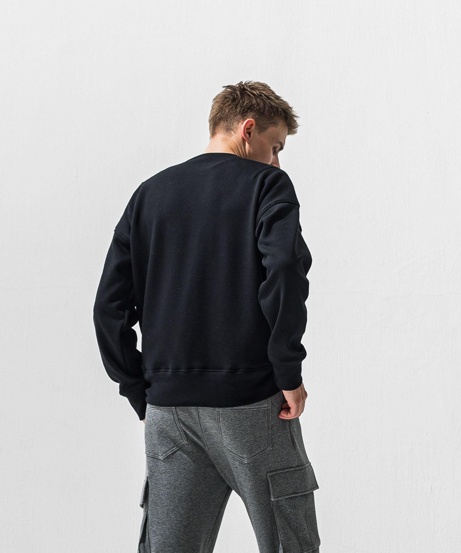 BOX VELOURS FLEECE DROP TRAINER / ボックスロゴ 裏起毛 ルーズトレーナー (ブラック) (11月上旬入荷予定) ※オーダー締切:9月7日(月)17時
