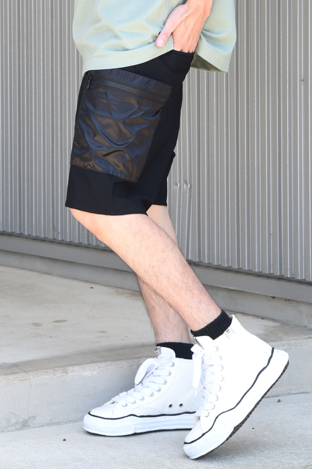 NYLON GR SHORTS / ナイロンギア ショートパンツ ブラック