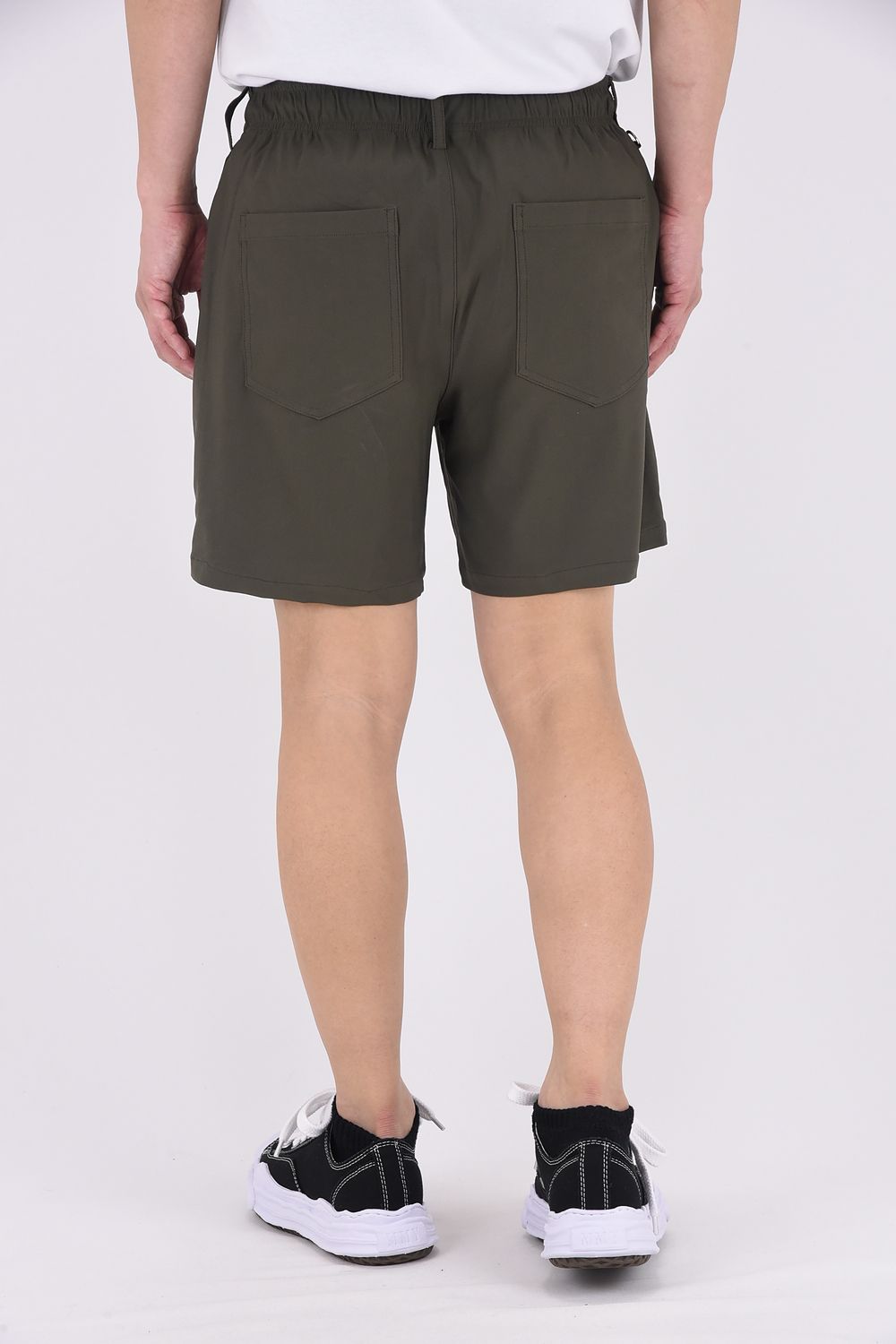 TV NYLON SHORTS / ナイロンマイクロファイバー ルーズフィット ショートパンツ カーキ