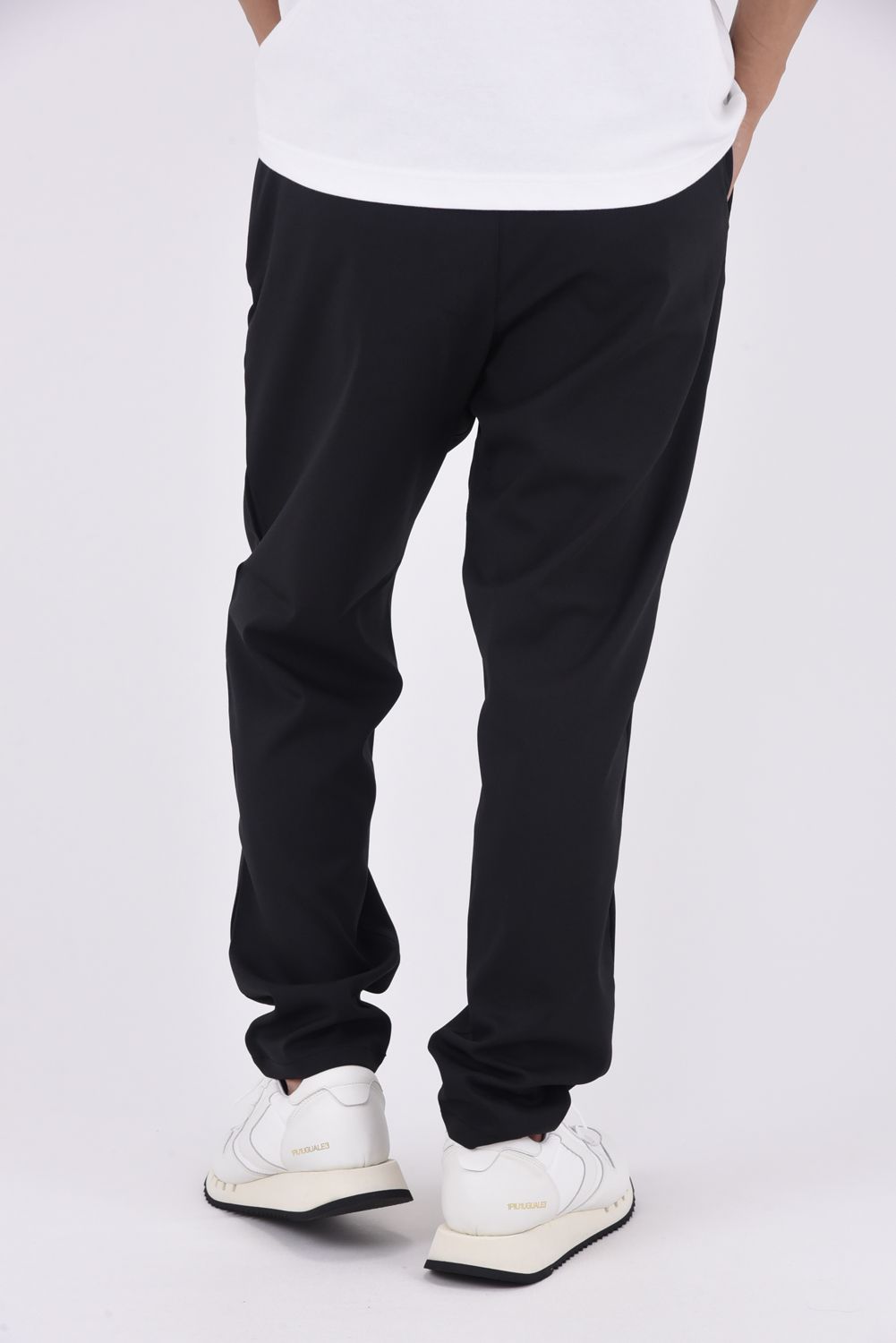 PAT WIDE EASY PANTS / ワイドテーパード イージースラックス (ブラック )