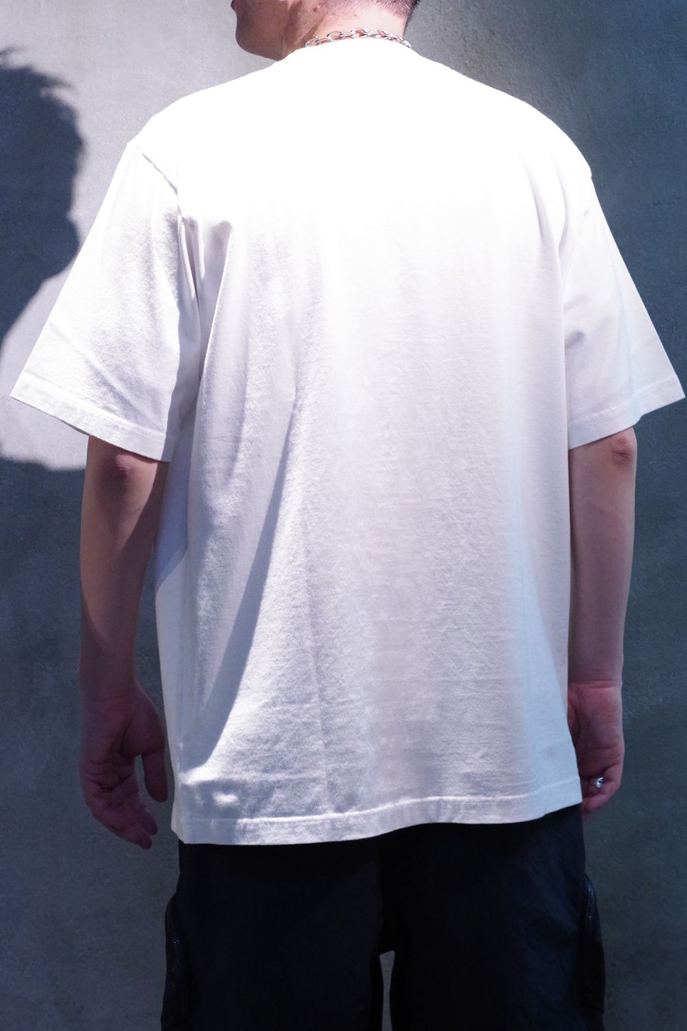 WM BIG LOGO T-SHIRT / ビッグロゴ レギュラーシルエット クルーネック 半袖 Tシャツ ホワイト
