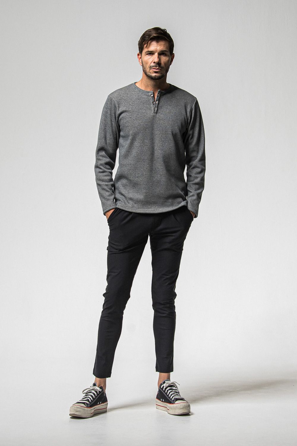 CHRIS EASY HEAT TUCK PANTS / 裏起毛 ナイロンストレッチ スラックスイージータックパンツ (ブラック) (10月末入荷予定) ※オーダー締切：9月1日(月)18:00