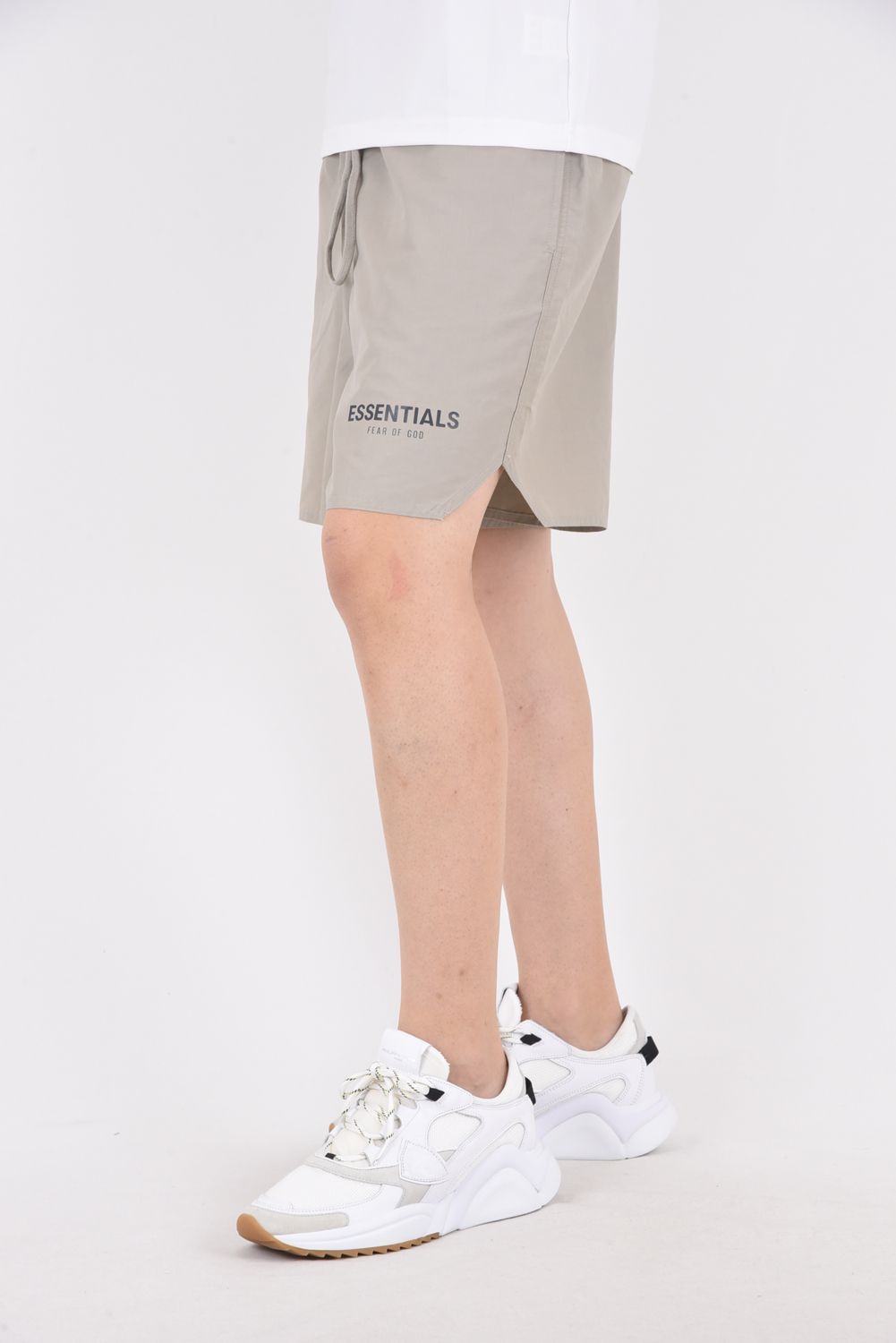 FOG ESSENTIALS - ESSENTIALS RLCT LOGO SHORTS / リフレクター コットン ナイロン ショーツ ブラック |  gossip