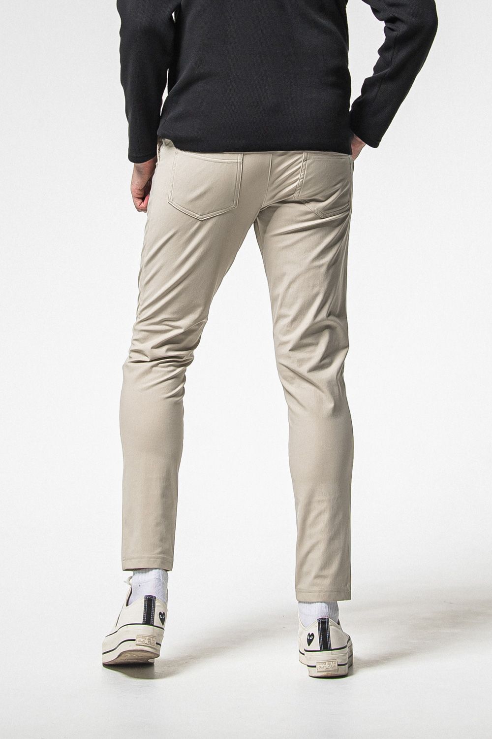 CHRIS EASY HEAT TUCK PANTS / 裏起毛 ナイロンストレッチ スラックスイージータックパンツ (グレージュ) (10月末入荷予定) ※オーダー締切：9月1日(月)18:00