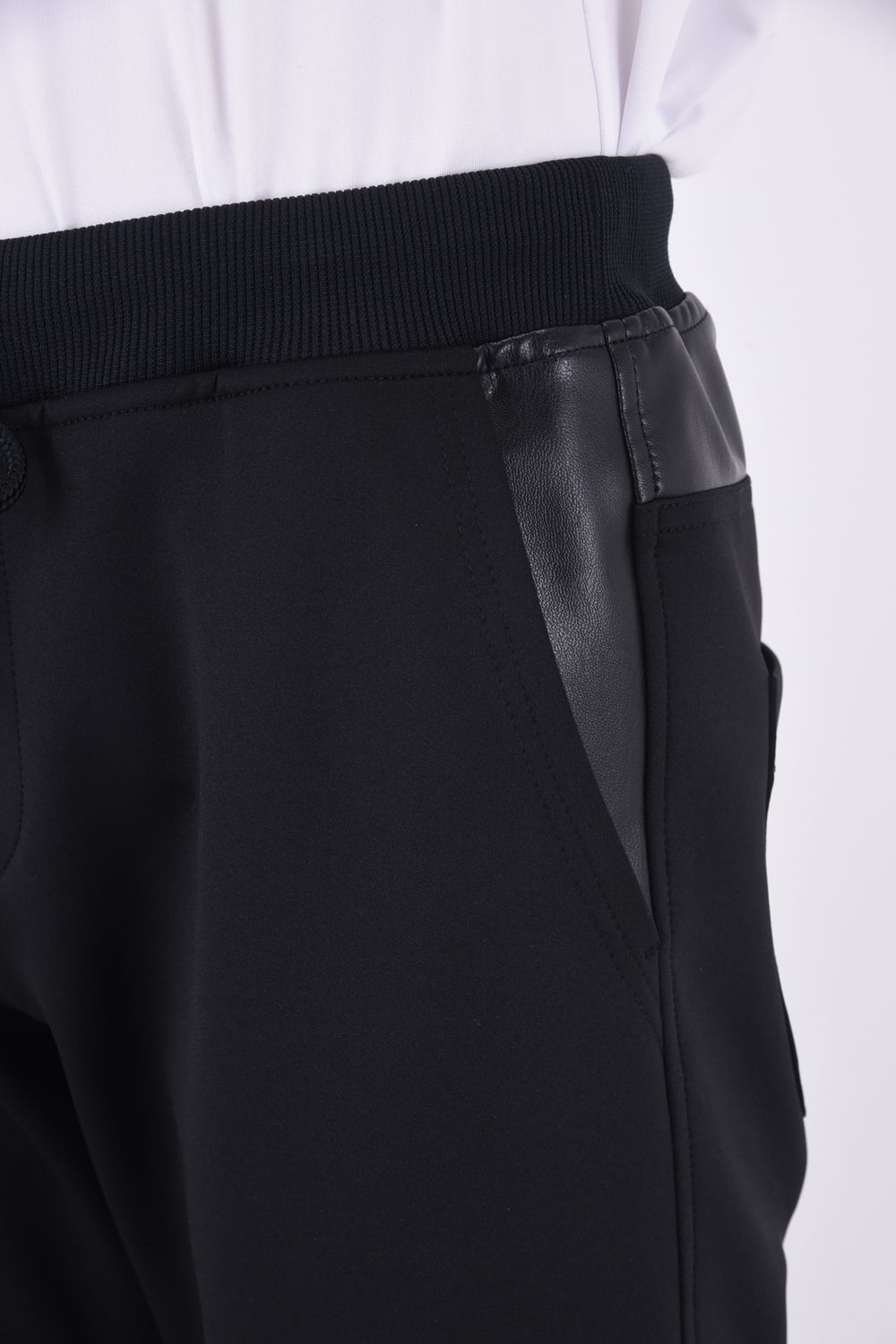 激安‼︎美品‼︎定価69,000円‼︎1piu1uguale3 SPORT‼︎リブパンツ 1PIU1UGUALE3 - BIKER RIB PANTS / スキューバ ダブルジャージ