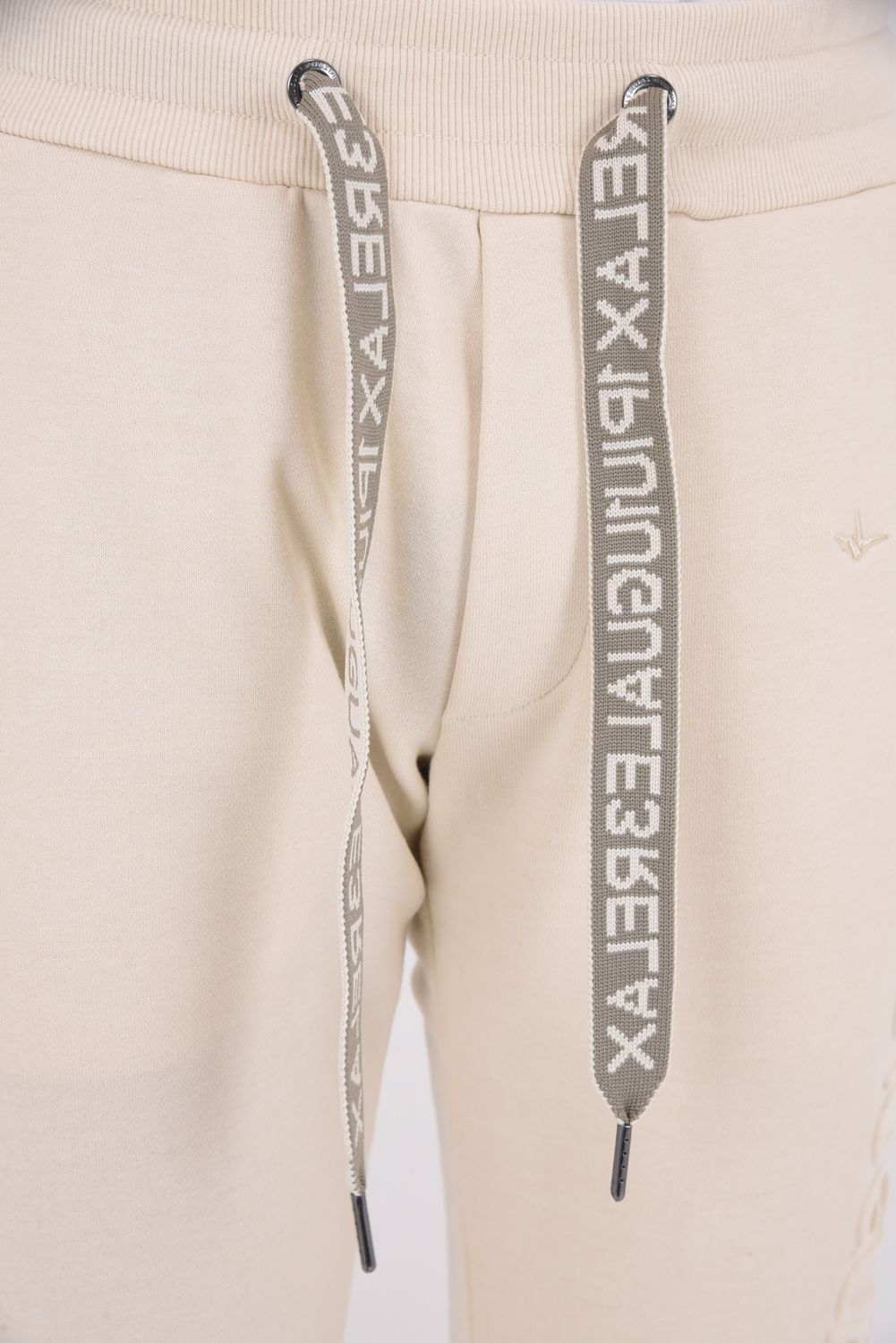 【26SS】 EMBOSSED LOGO JOGGER PANTS / エンボスロゴ ジョガーパンツ (ベージュ)