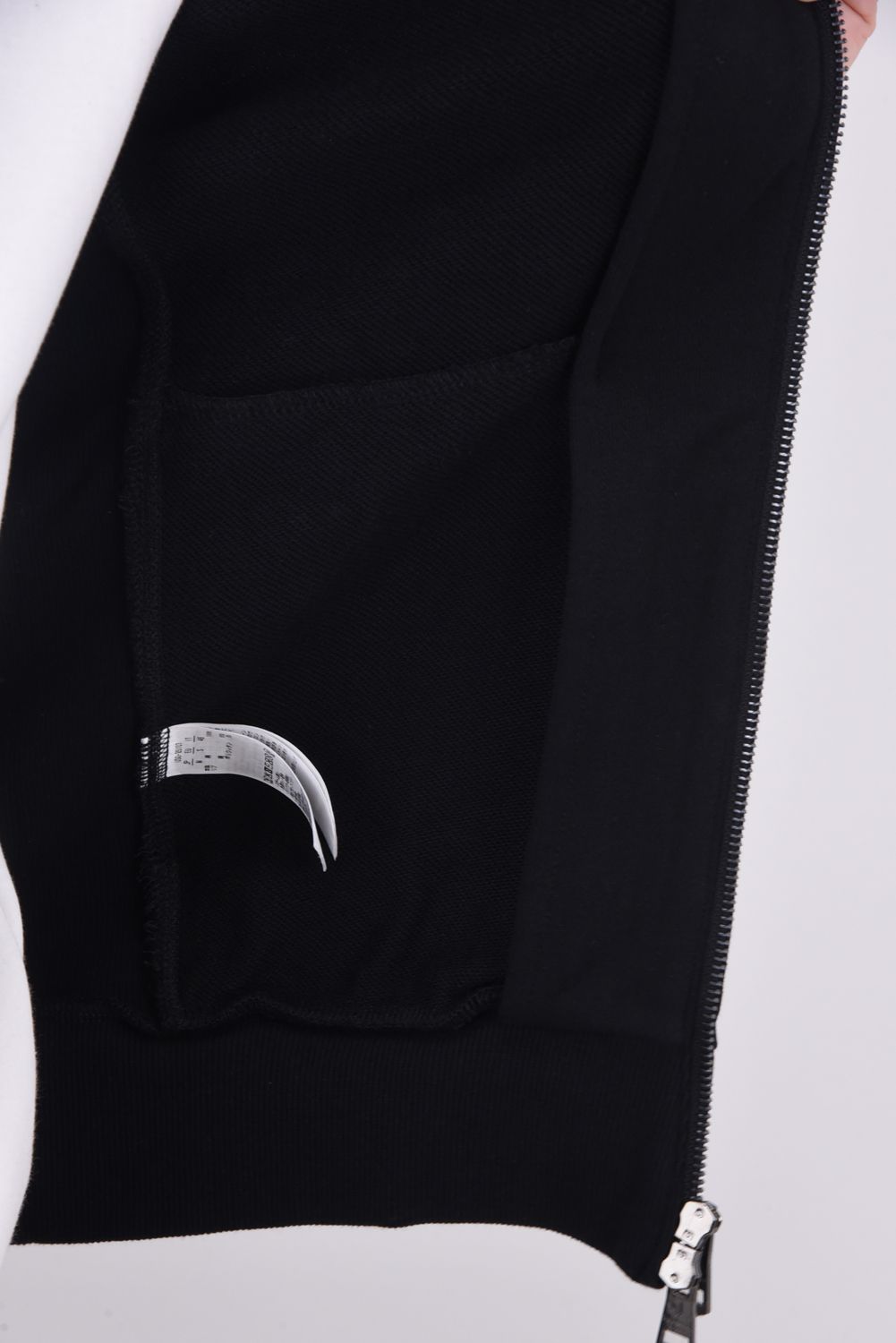 HOODIE WITH RHINESTONE CUFFS / ラインストーンカフスウェットジップパーカー (ブラック)