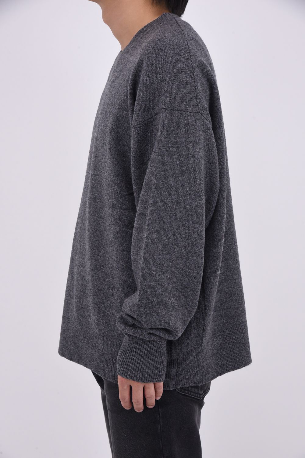 CREW NECK KNIT / ウール クルーネック ニット (グレー)