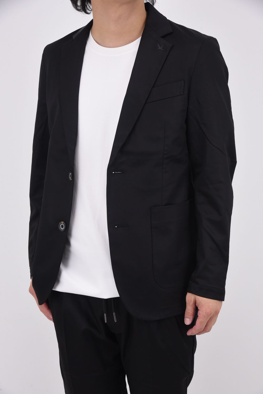 【25AW】 BRIGHT STRETCH JACKET & SLACKS / 微光沢素材 ストレッチジャケット&スラックスセットアップ (ブラック)