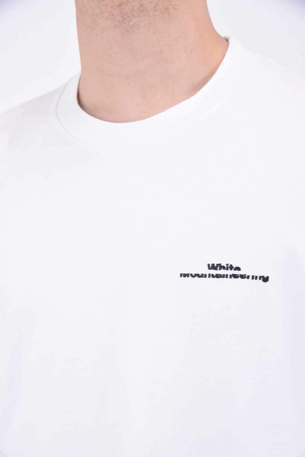 LOGO EMBROIDARY T-SHIRT / ワンポイントロゴ 刺繍  クルーネック 半袖 Tシャツ ホワイト