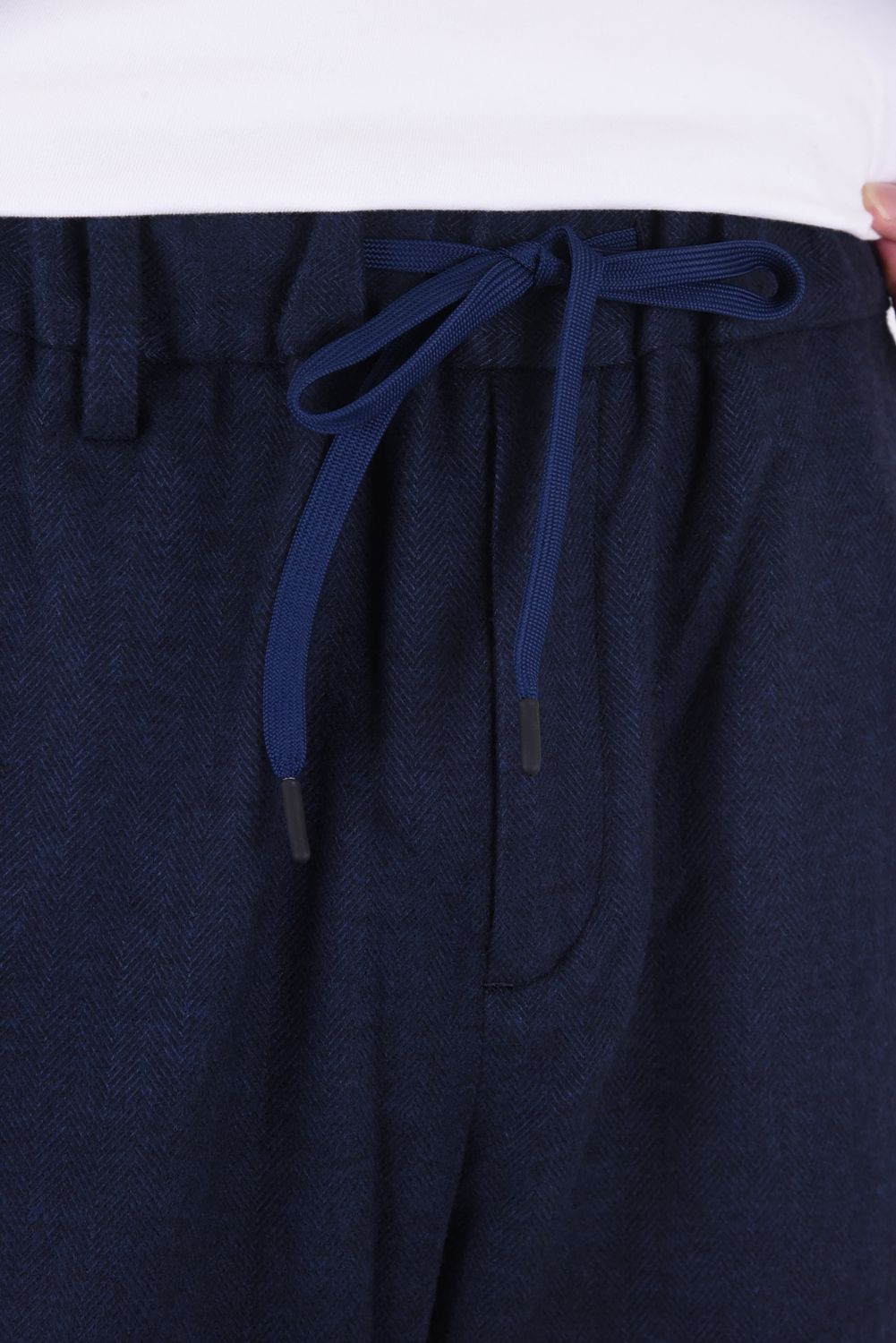 HERRINGBONE WIDE TAPERED PANTS / ヘリンボーン ワイドテーパード イージーパンツ ネイビー