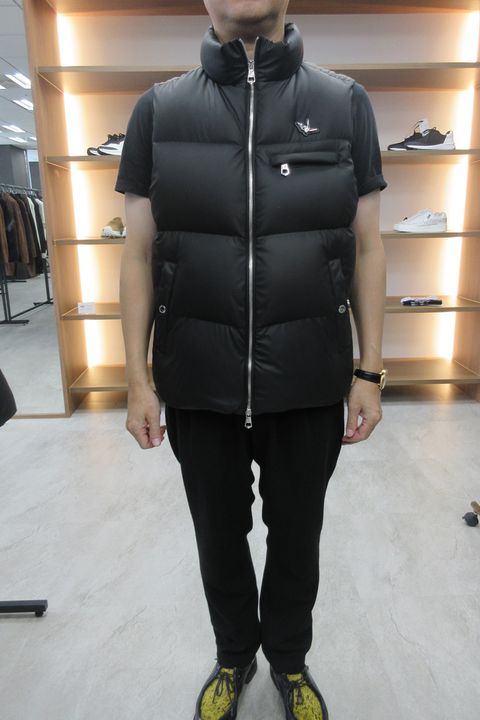 【26AW】 MATTE PU DOWN VEST / マットファブリック ダウンベスト (ブラック) (10月上旬入荷予定)