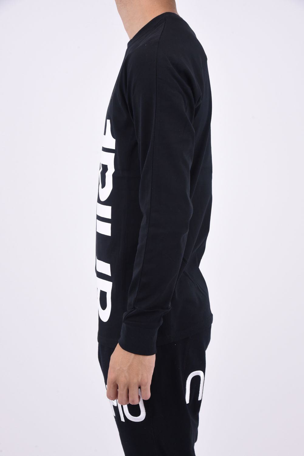 VERTICAL LOGO LONG-SLEEVED T-SHIRT / 縦ロゴ ロングスリーブ Tシャツ ブラック