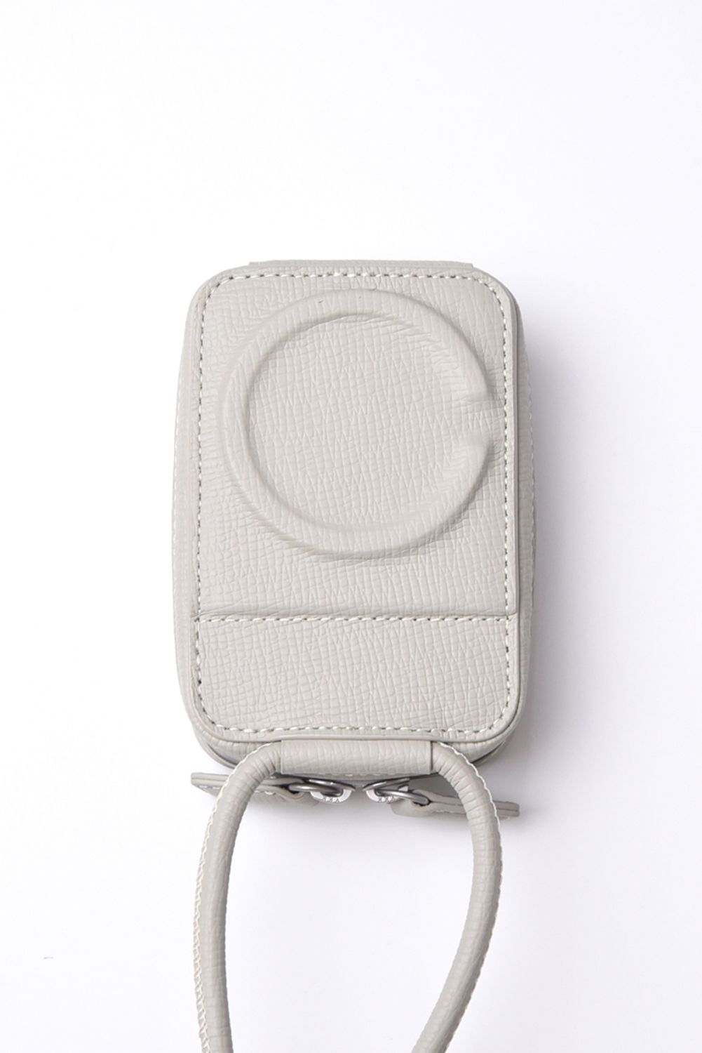 STRAPPED-ACCESSORY-MICROBAG / ストラップ付き MagSafe対応 ショルダーマイクロバッグ (ホワイトベージュ)