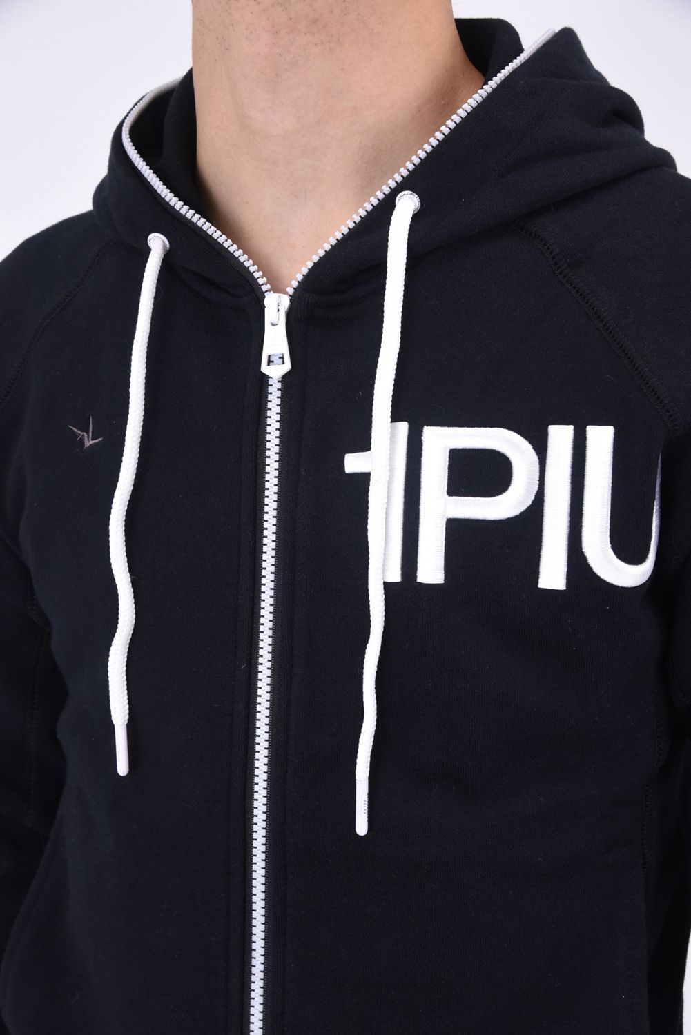 1PIU LOGO HEAVY HOODIE / 刺繍ロゴ スウェットパーカー ブラック
