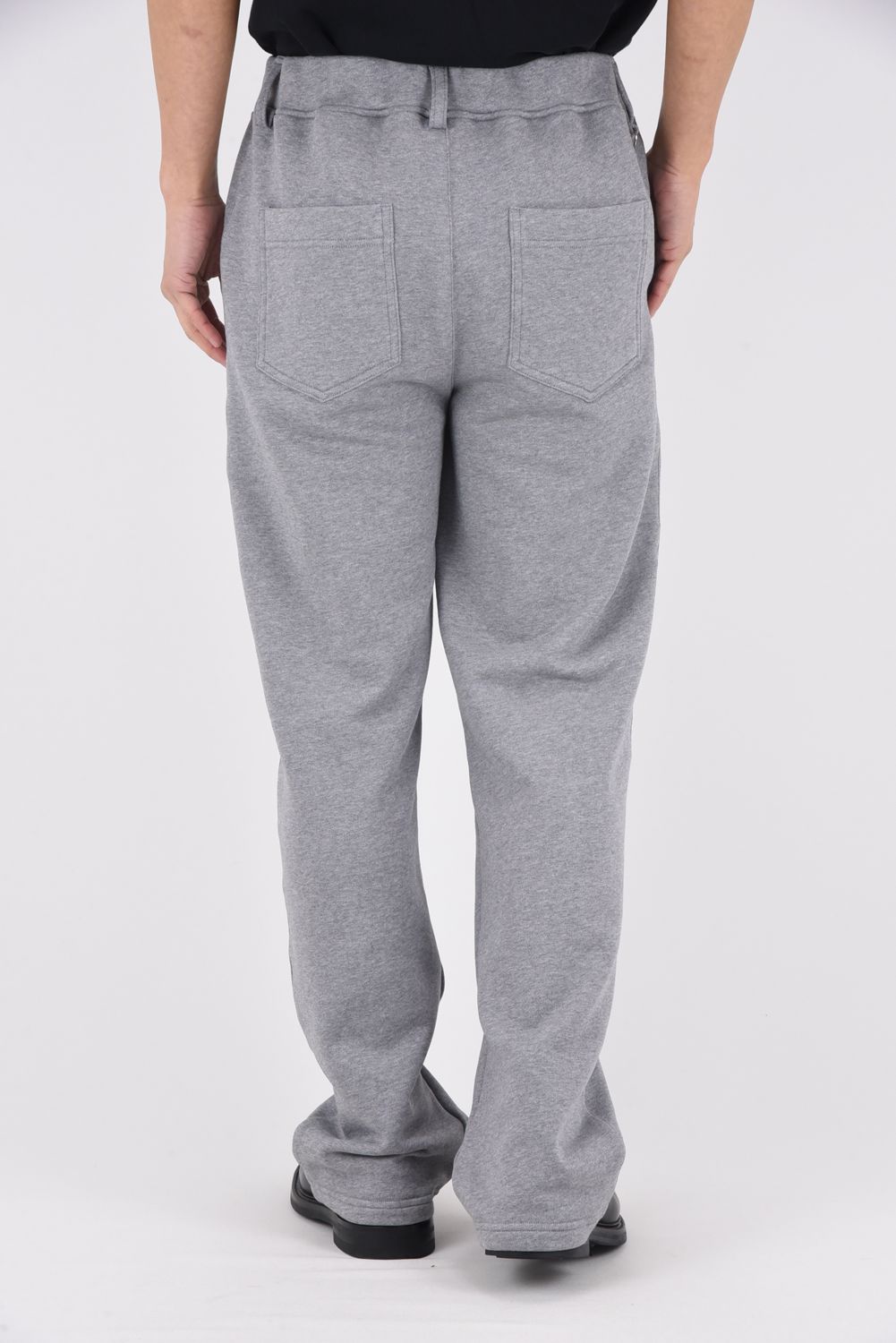 【26SS 39th】 HF URAKE WIDE TUCK PANTS / 高機能裏毛 セミワイドシルエット イージータックパンツ (グレー)