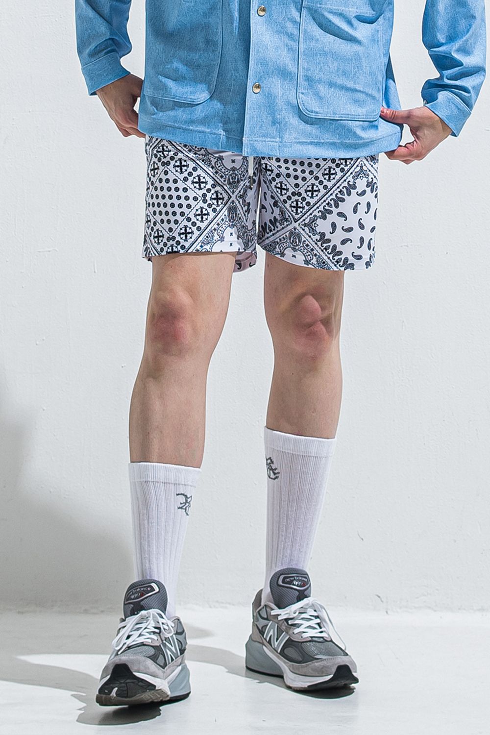 RUSH SHORTS / ラッシュガード バンダナ柄 ショートパンツ (ホワイト) (5月末入荷予定) ※オーダー締切:2月15日(日)18時