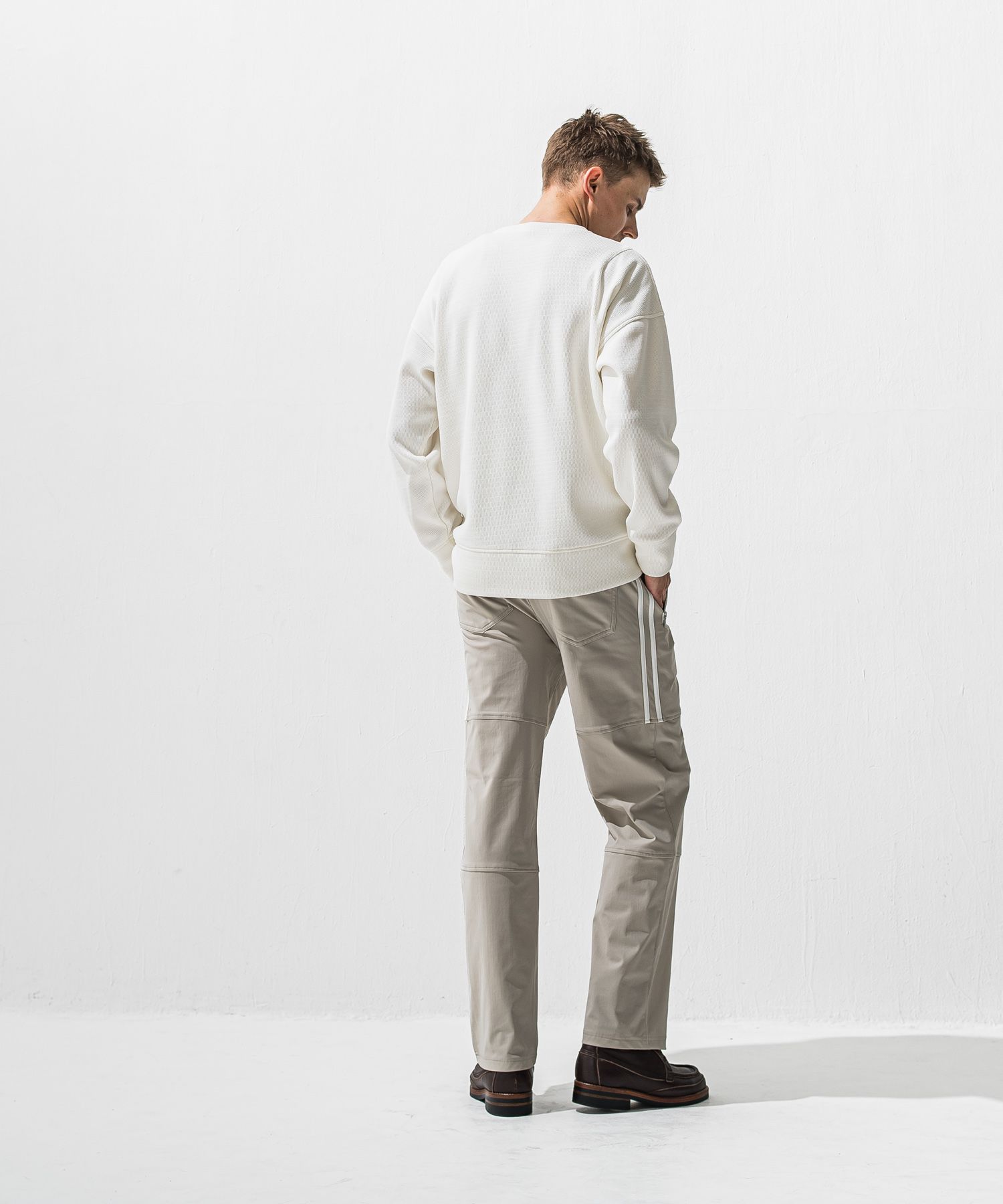 JOHNSON LINE HEATWIDE TUCK PT / 裏起毛 ハイブリットジャージー セミワイド ラインパンツ (グレー/ホワイト) (10月下旬入荷予定) ※オーダー締切:9月7日(月)17時