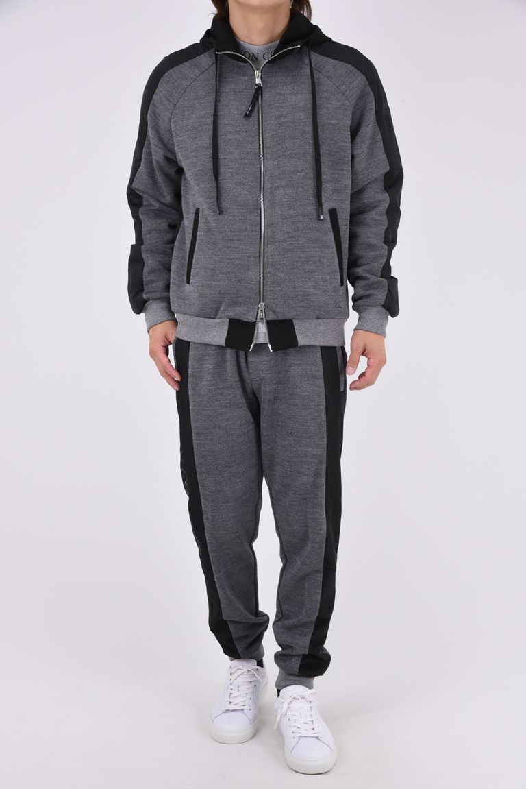 ※セットアップ商品は別売りです
