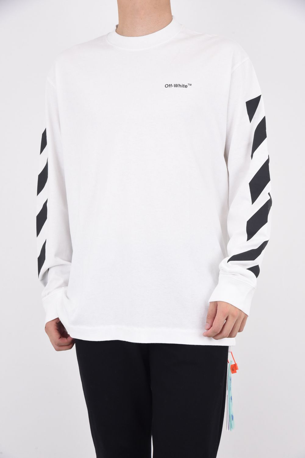 OFF-WHITE - DIAGONAL HELVETICA / ダイアゴナル ロングスリーブ