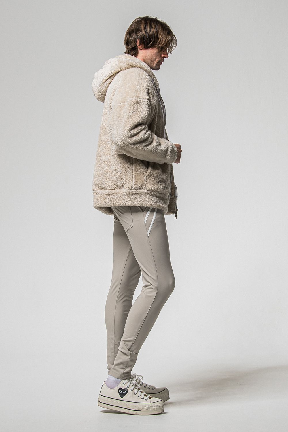 BOA ZIP LOOSE HOODIE / シルキーボア ジップアップ パーカー (ブラウン) （11月中旬入荷予定) ※オーダー締切：9月1日(月)18:00
