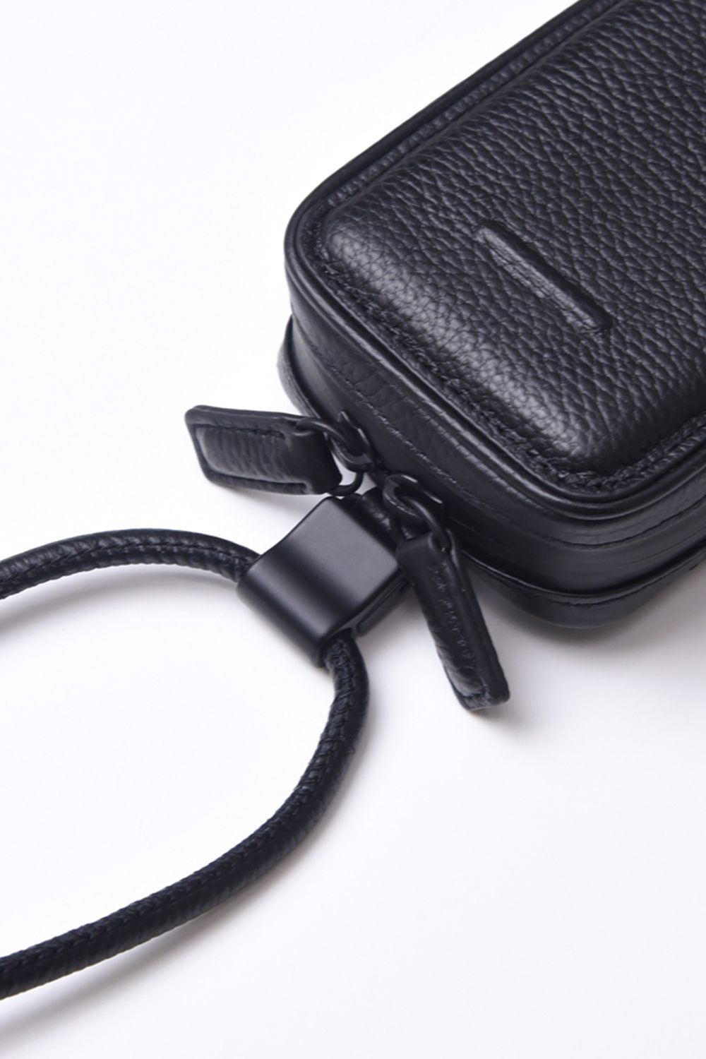 EXCHANGE-SHOULDER-MICROBAG-SET / ストラップ付き MagSafe対応 ショルダーコンポジションマイクロバッグ (ブラック)