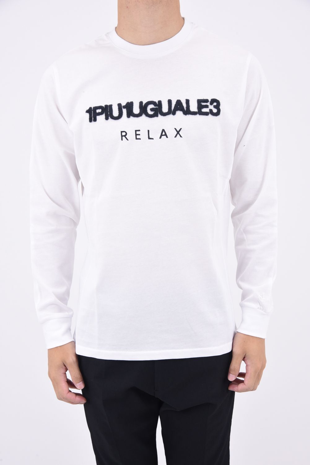 1PIU APPLIQUÉ LONG-SLEEVED T-SHIRT / ボアロゴ 刺繍 ロングTシャツ ホワイト
