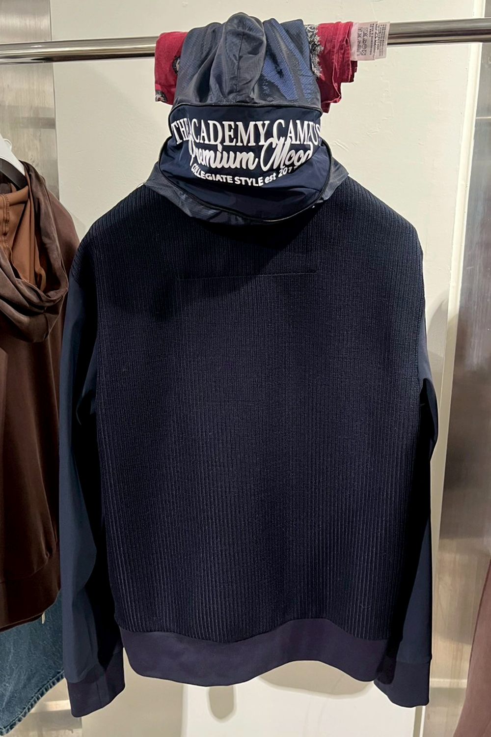【26AW】 JUAN / ハイブリッド ジップアップパーカー (ブルーネイビー) (9月入荷予定)