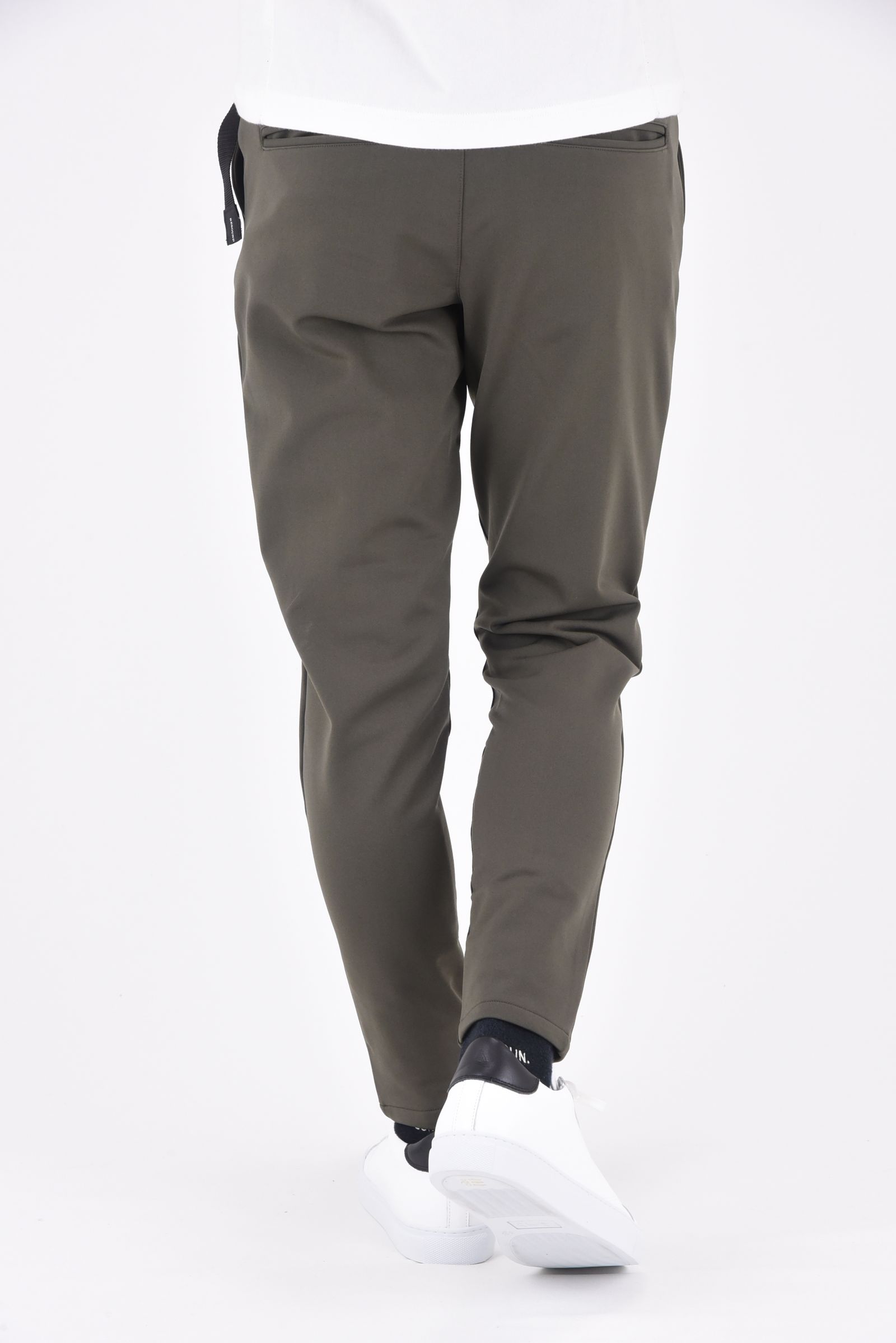 PAT TIGHT EASY PANTS / ストレッチツイル 裏起毛ツイル タイトフィット ウェビングベルト付き イージースラックス カーキ