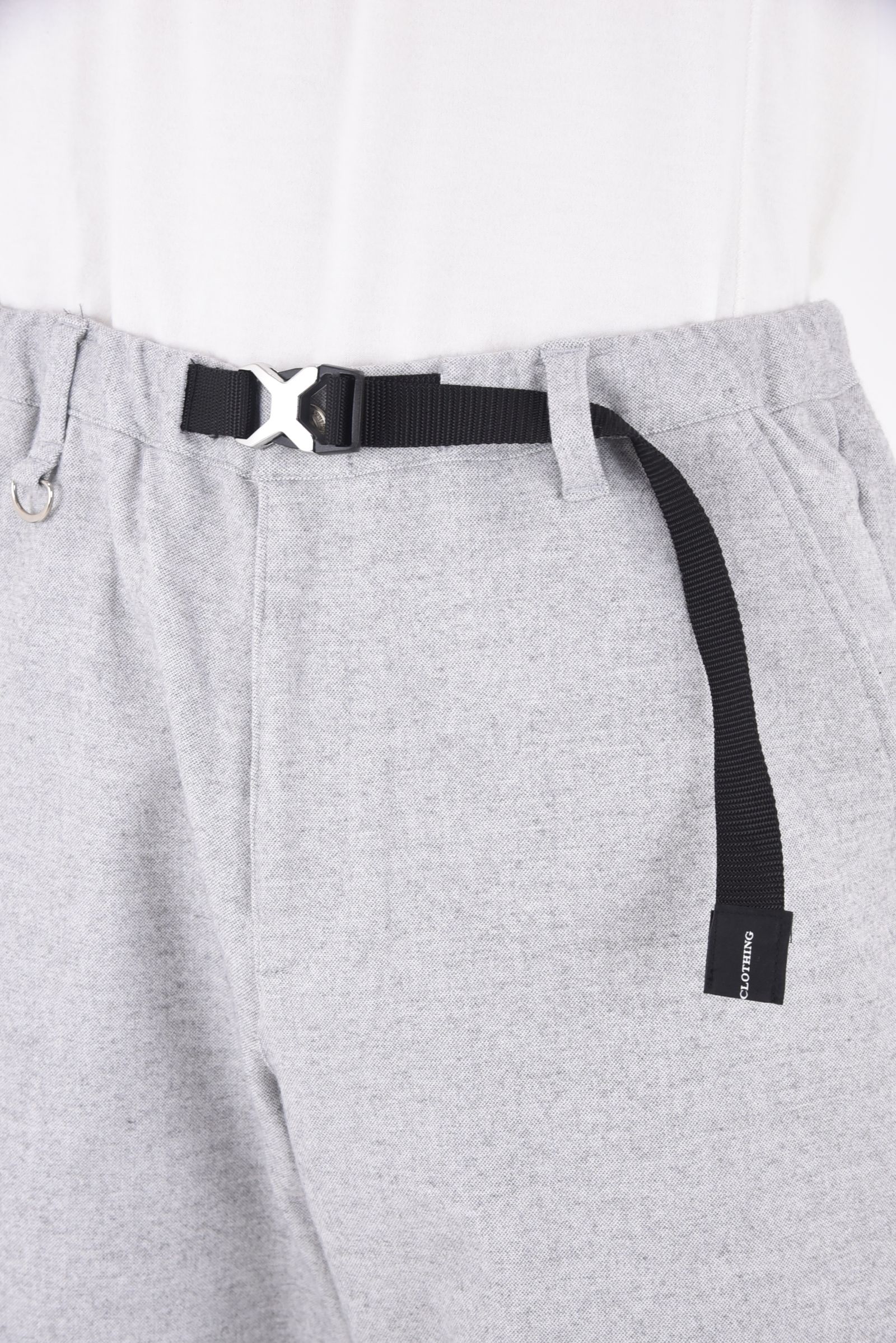 【STAFF RECOMMENDED ITEM】 PAT WIDE EASY PANTS / ストレッチツイル ウェビングベルト付き イージースラックス グレーウール