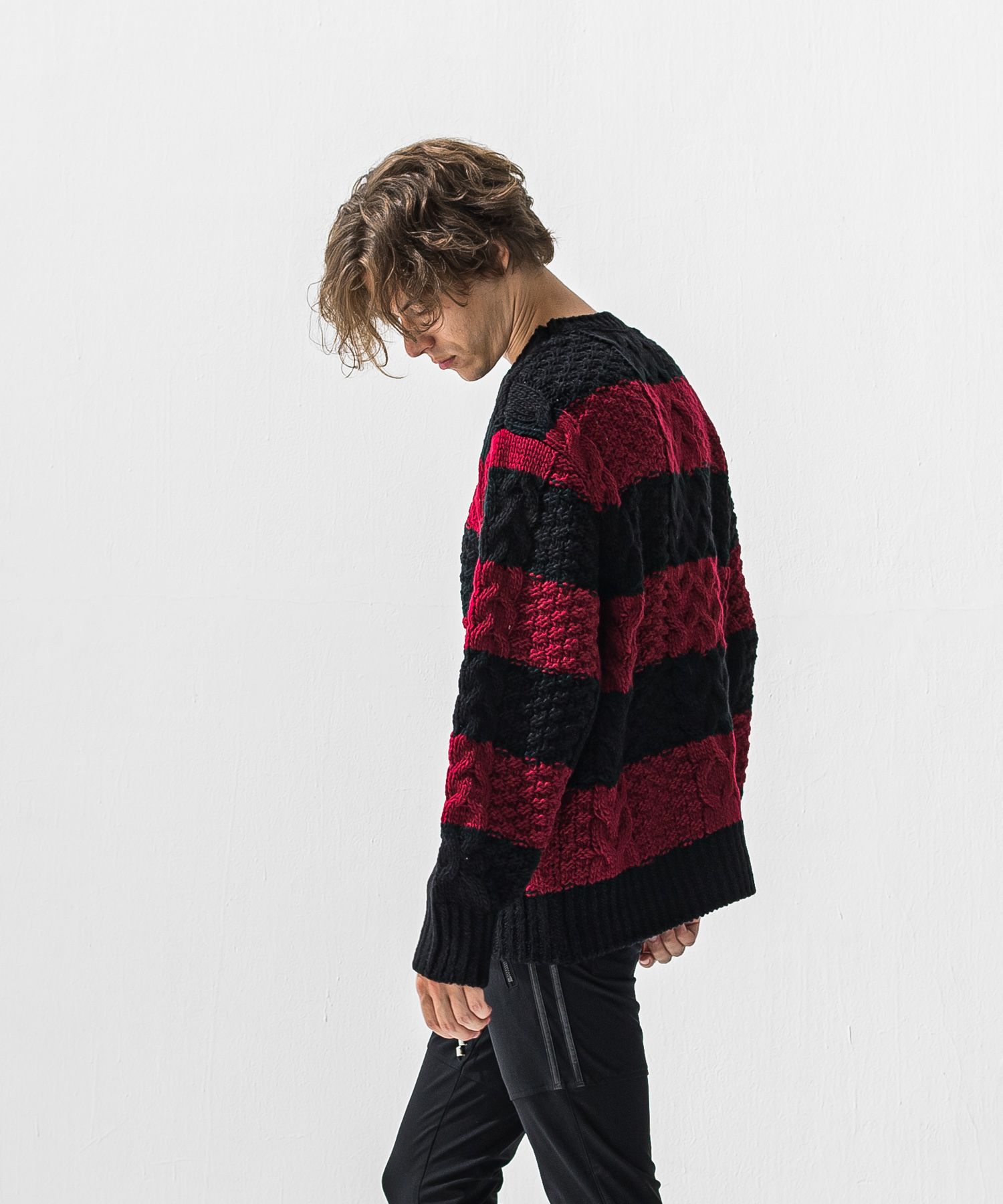 CABLE LAW SWEATER / ケーブル編み ローゲージセーター (ブラック/レッド) (10月下旬入荷予定) ※オーダー締切:9月7日(月)17時