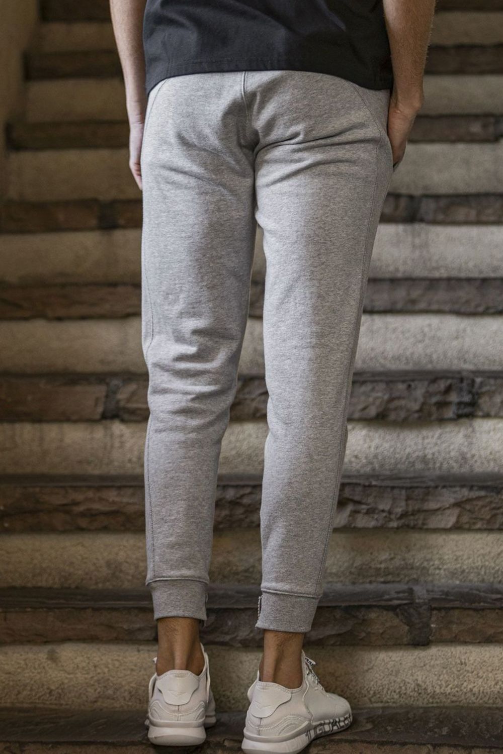 GLITTER ZIP + PLATE JOGGER PANTS / シルバーロゴプレートスウェットロングパンツ (グレー） (9月中旬入荷予定)