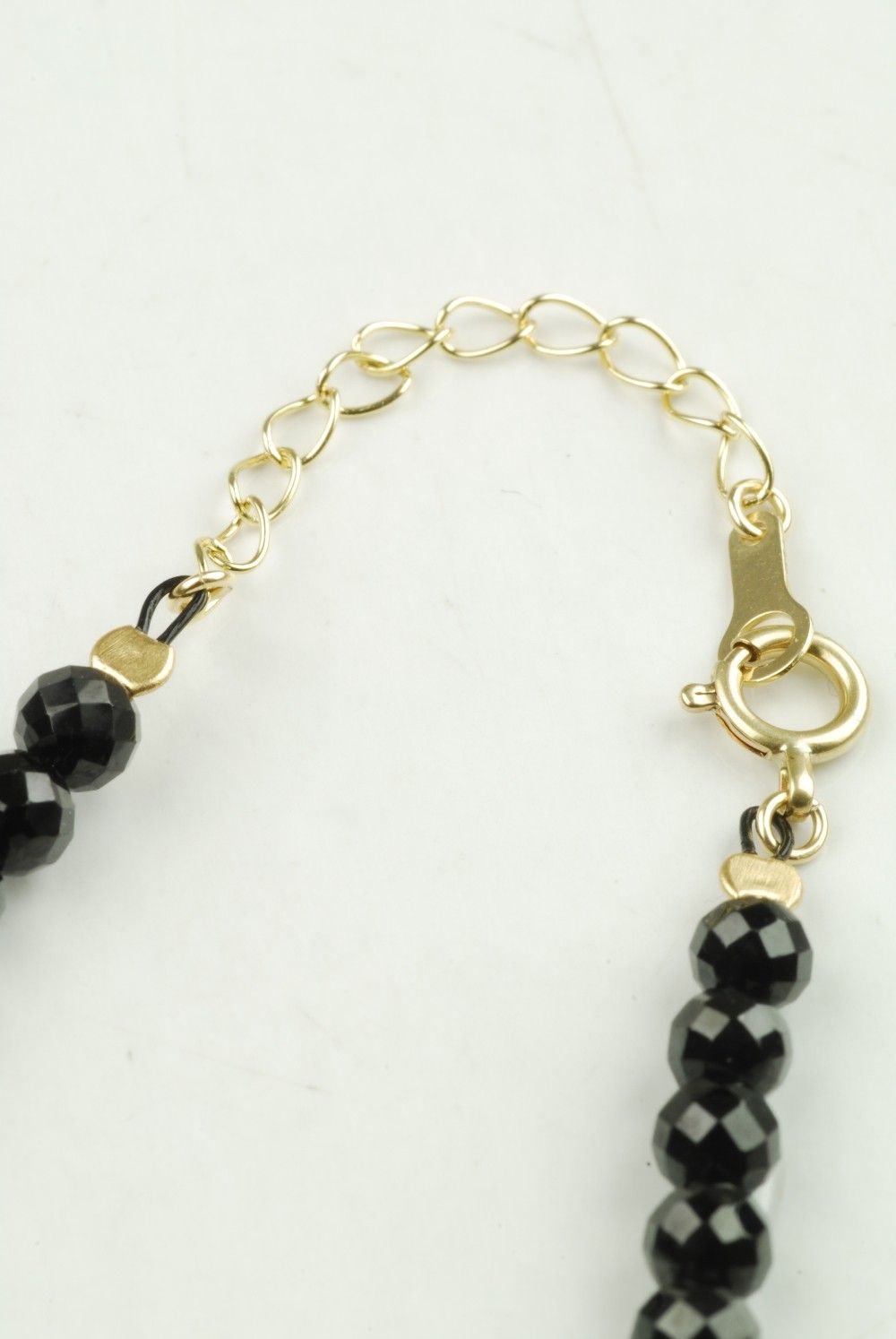 10K / 18Kgold black spinel beads chocker
