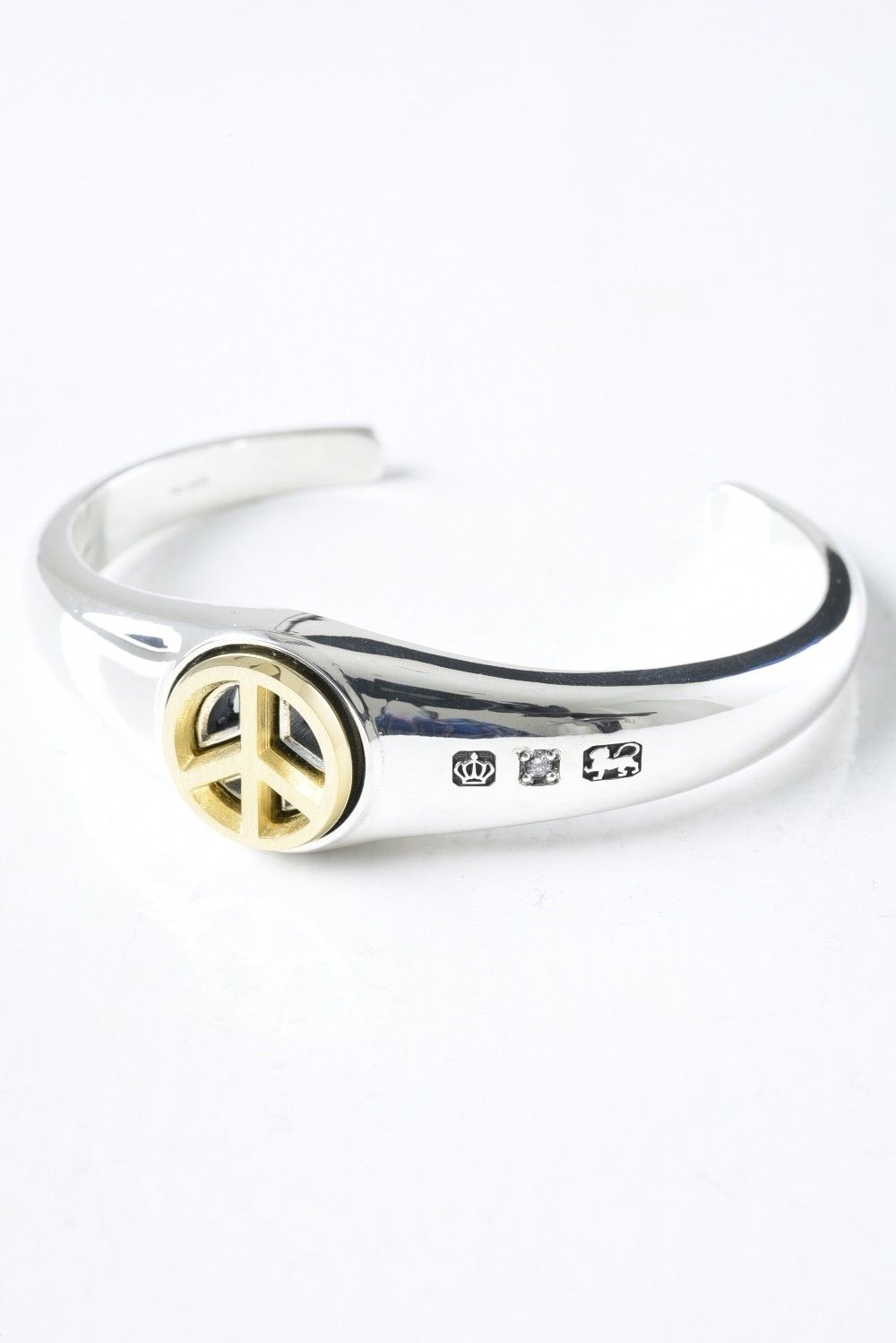 NOVEL STAR BANGLe