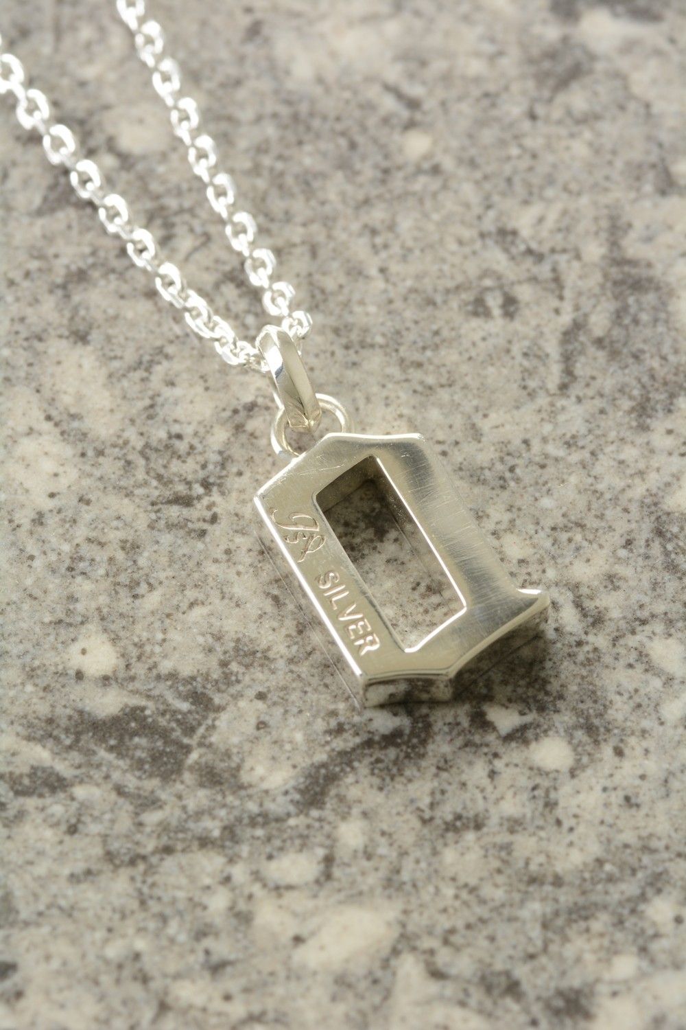 Lucky Number Pendant(0)
