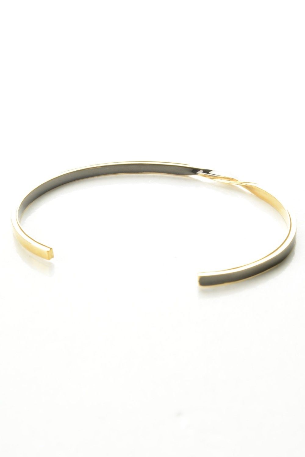 TWIST BANGLE